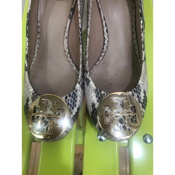 Tory Burch Python Print Molly Wedge in Natural/Gold 6M(sh900 - Picture 4 of 10